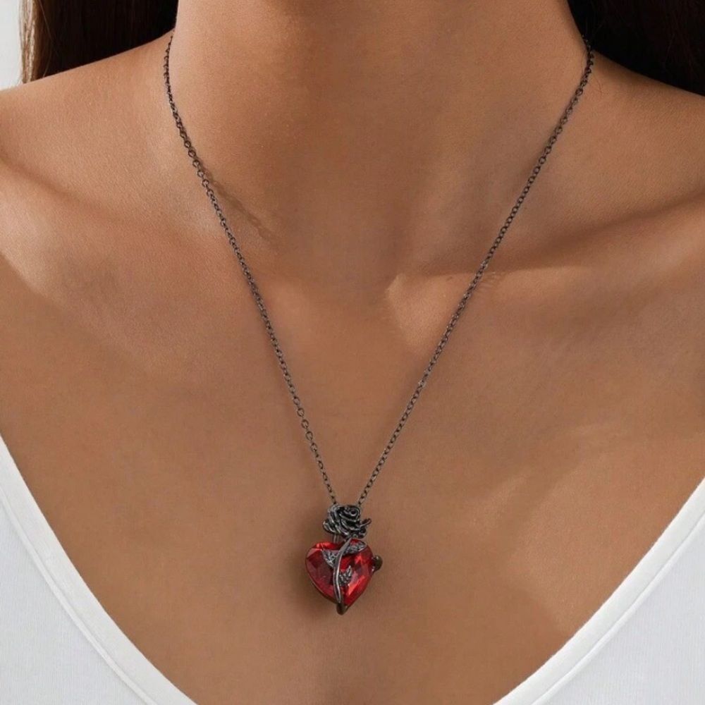 3for$20 1pc Gothic Style Black Rose Heart Shaped Red Rhinestone